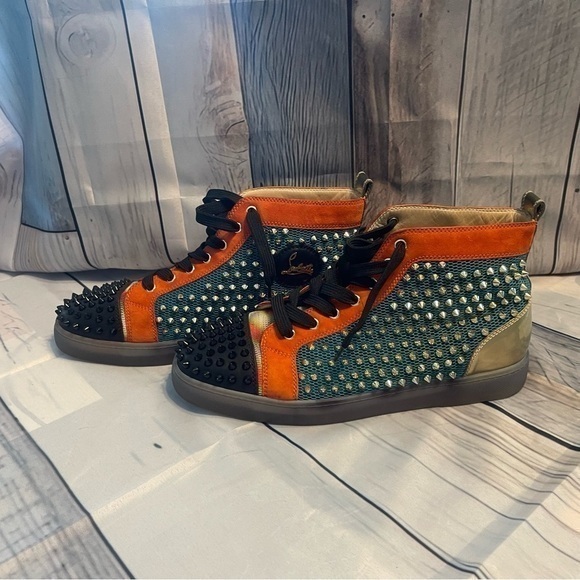 🔥 CHRISTIAN LOUBOUTIN MID-TOP STUDDED SNEAKERS – CERTIFIED AUTHENTIC 🔥 - Picture 7 of 9